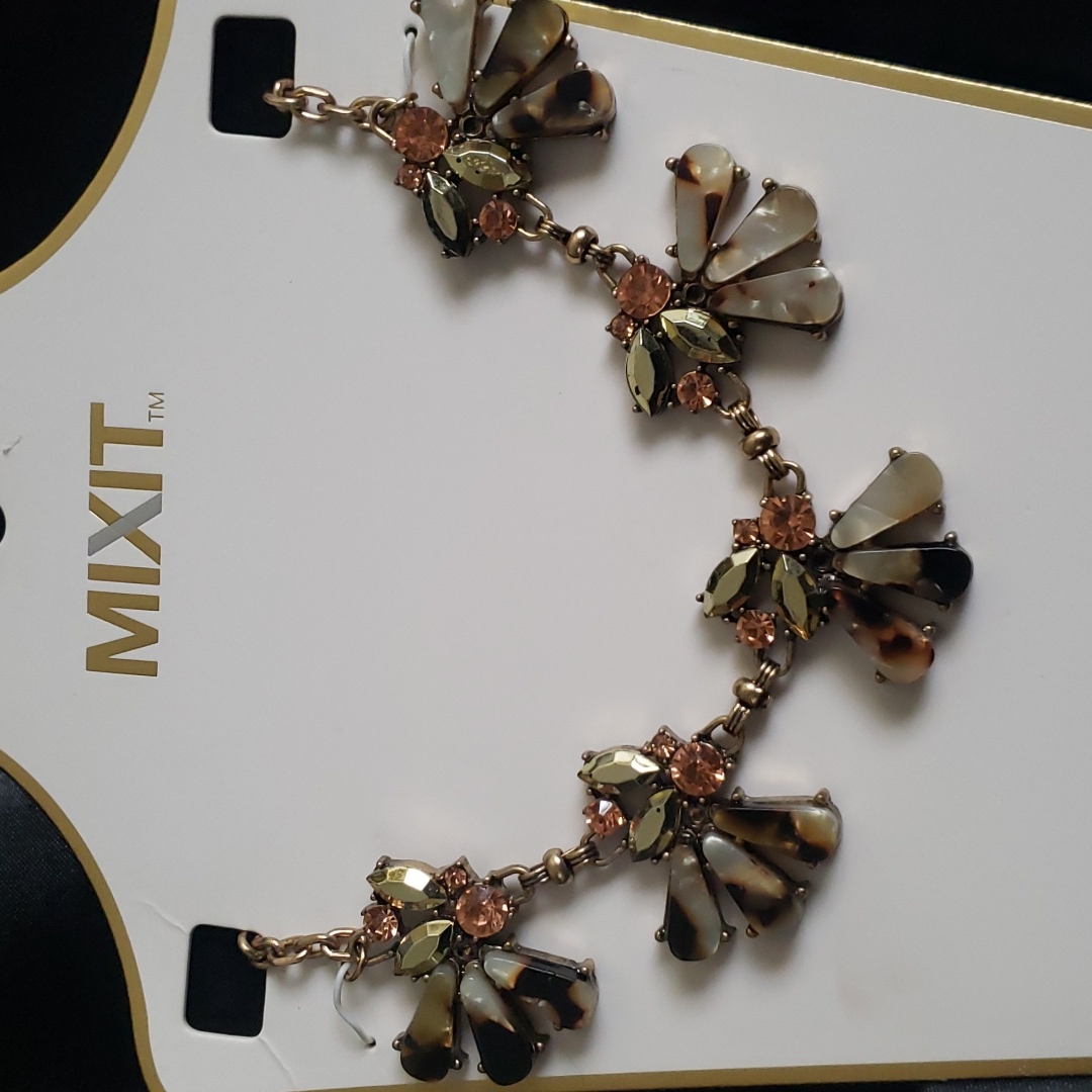 Mixit Statement Necklace